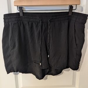 Old navy draw string shorts, size XL